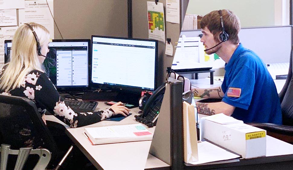 Compiled photo split with two customer service representatives sitting at desks with headsets on shown from the desk up
